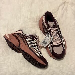 Adidas Adistar XLG 2.0 W shoes